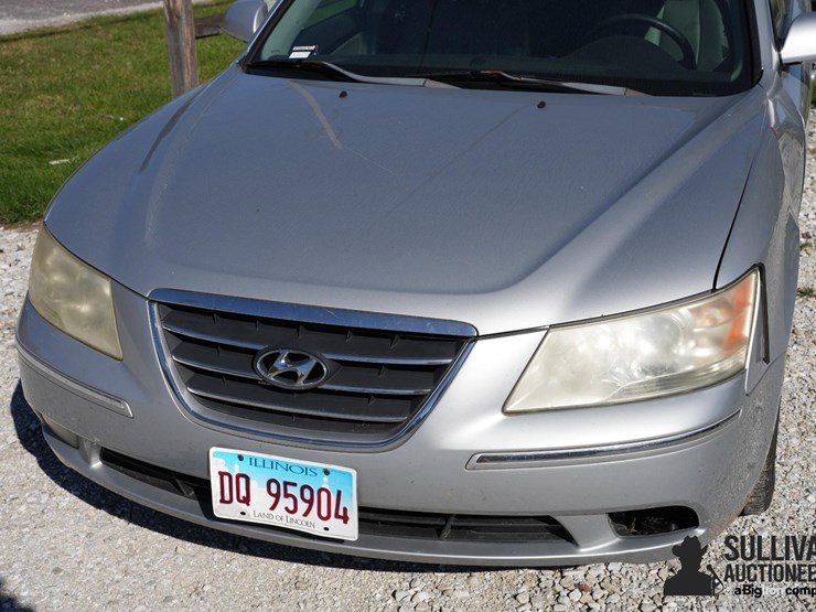 run-#174---2009-hyundai-sonata-sedan-image-9