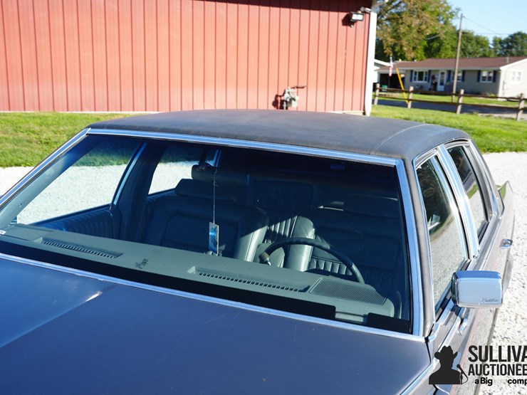 run-#38---1988-cadillac-brougham-4-door-sedan-image-13