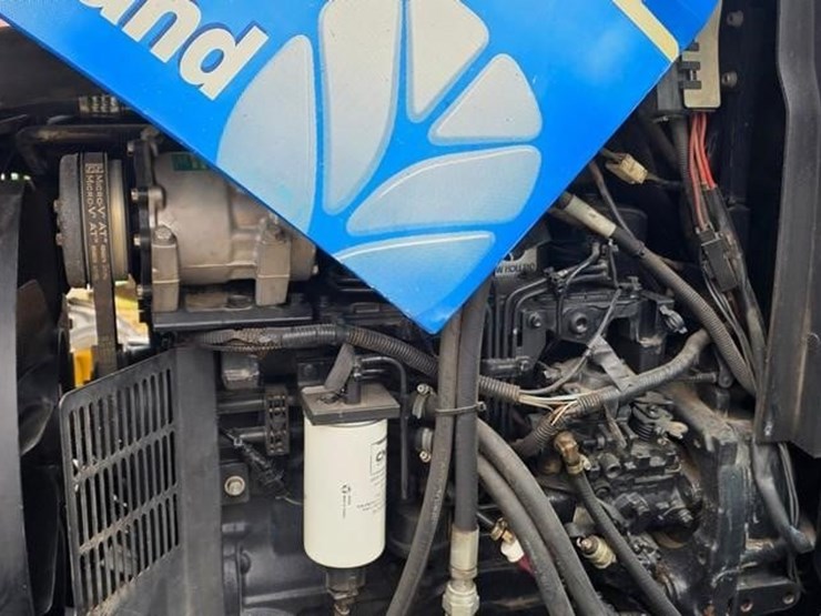new-holland-t5040-image-41