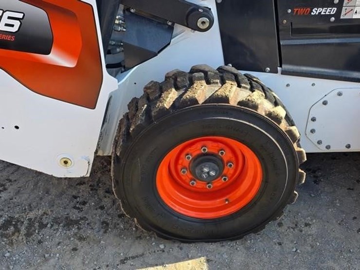 2020-bobcat-s76-image-14