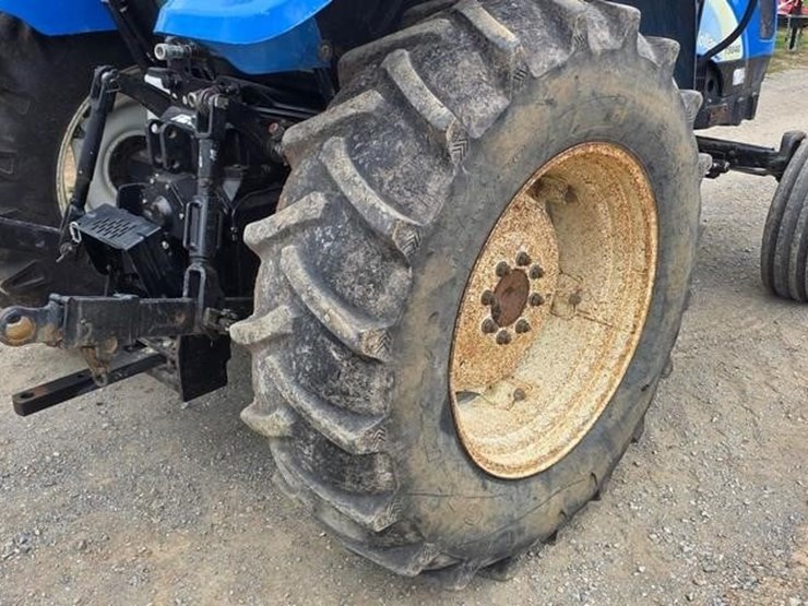 new-holland-t5040-image-18