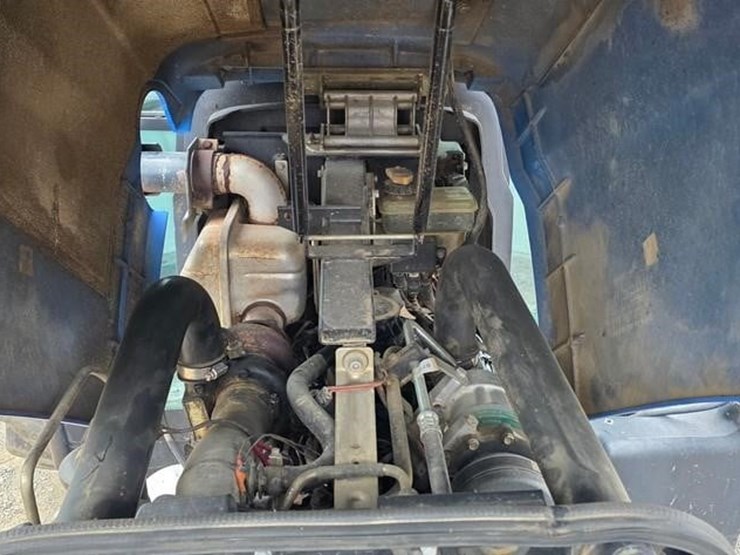 new-holland-t5040-image-39