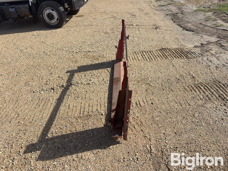 case-ih-combine-head-adapter-plate-image-4