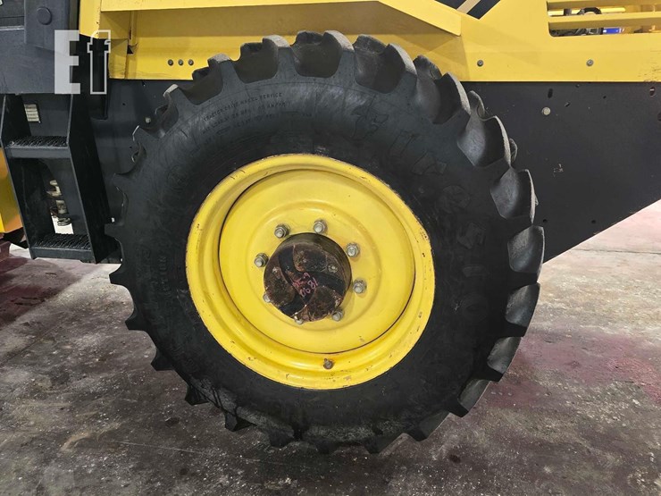 2014-bomag-bw145pdh-40-image-22