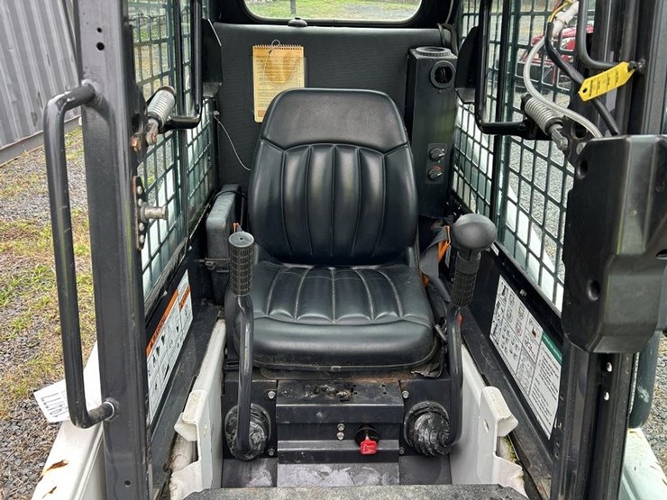 2018-bobcat-s70-image-12