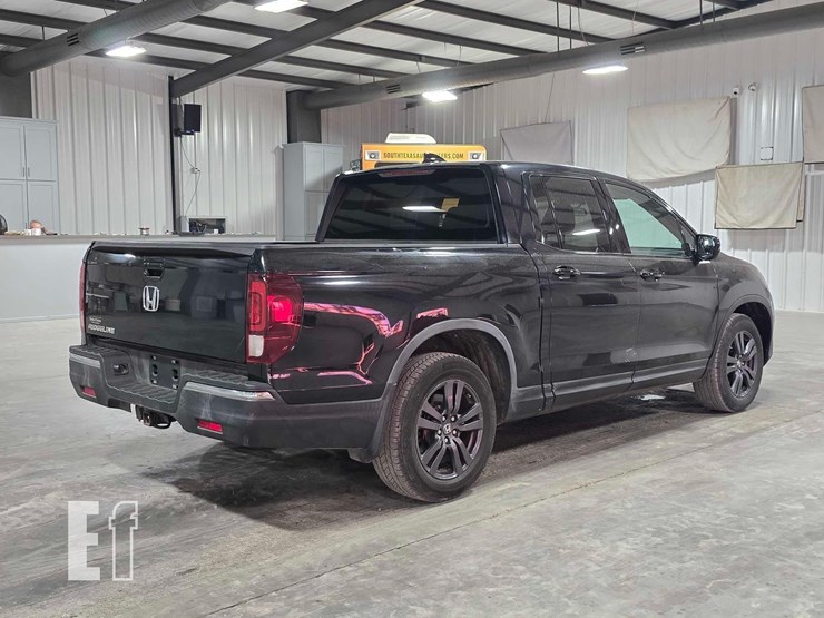 2017-honda-ridgeline-image-3