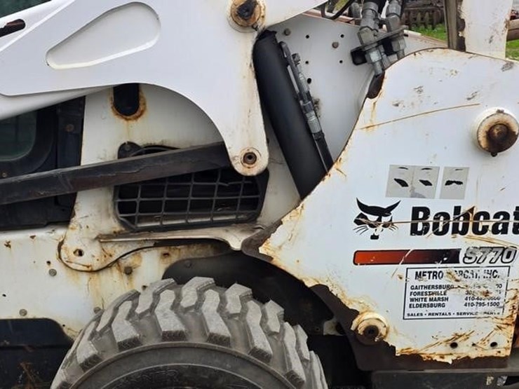 2014-bobcat-s770-image-24