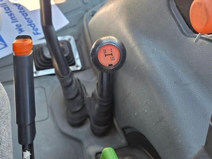 new-holland-tl80a-image-58