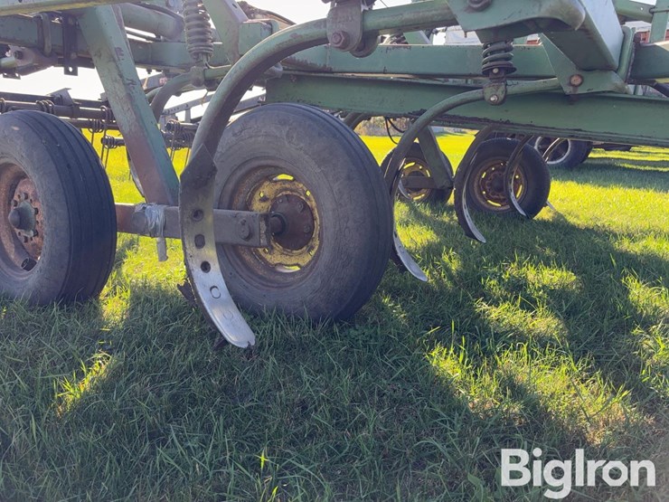 john-deere-1610-25'-chisel-plow-image-16