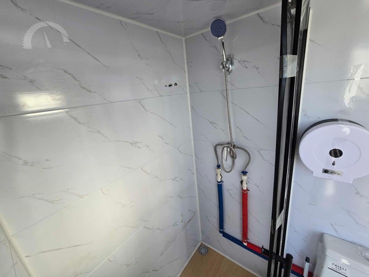 mobile-toilet-with-shower-image-10