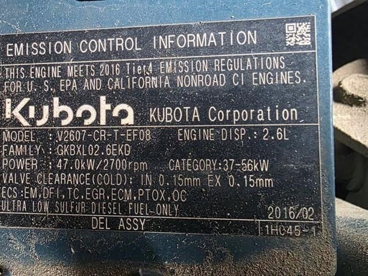 2016-kubota-ssv65-image-40