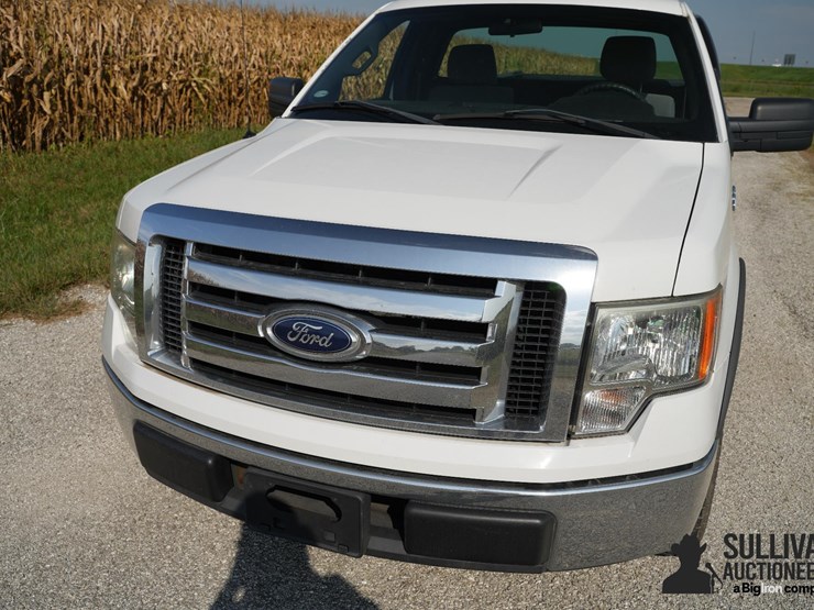 run-#7---2012-ford-f150-xl-regular-cab-pickup-image-9