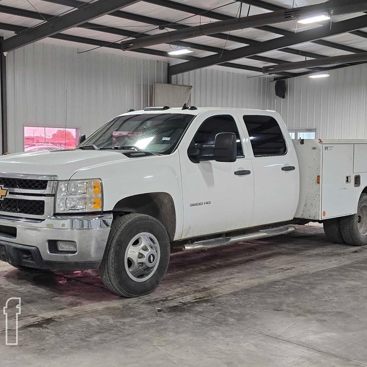 2013 CHEVROLET SILVERADO 3500HD