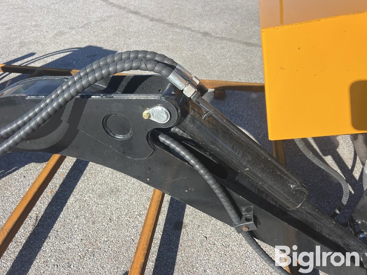 2026-giyi-eca74-skid-steer-slope-mower/brush-cutter-image-13