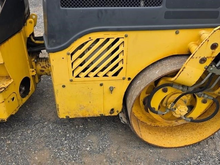 2012-bomag-bw120ad-4-image-8