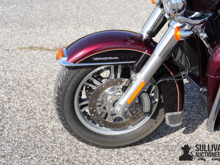 run-#102---2015-harley-davidson-trike-image-9