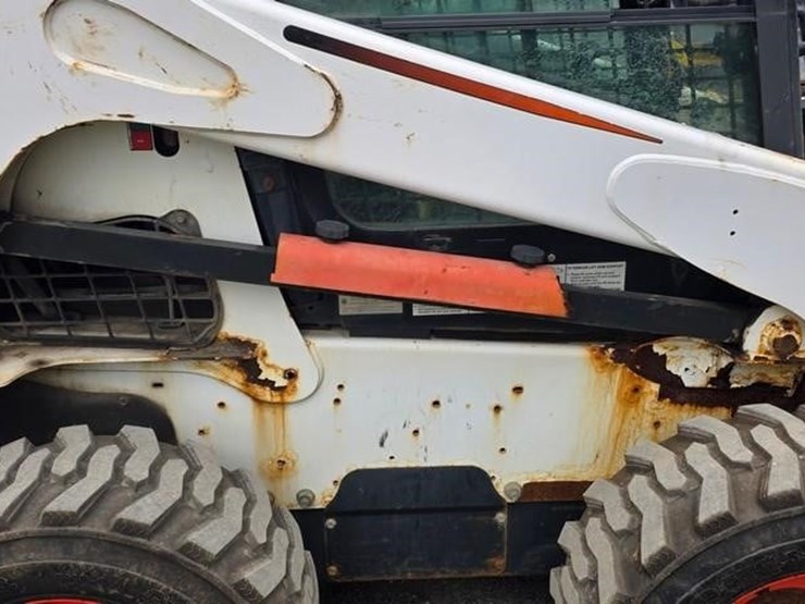 2014-bobcat-s770-image-12
