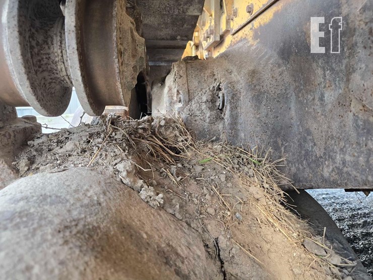 caterpillar-d6d-image-32