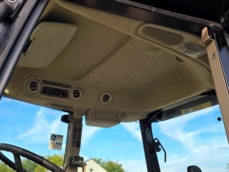 2019-john-deere-5100e-image-60