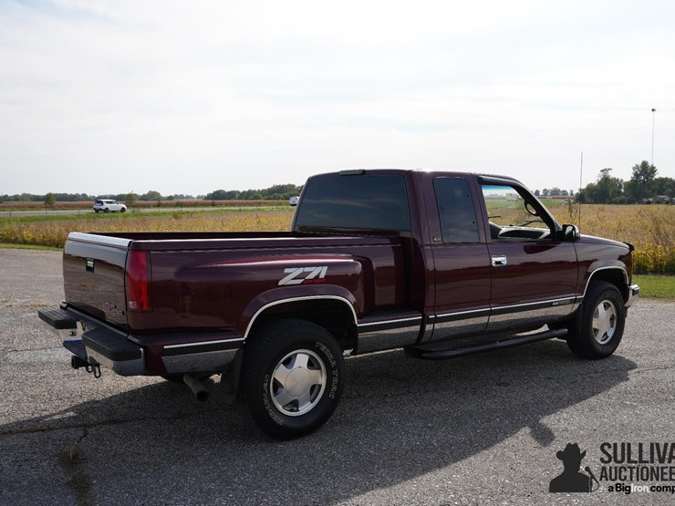 run-#139---1996-gmc-sierra-1500-4x4-stepside-pickup-image-5