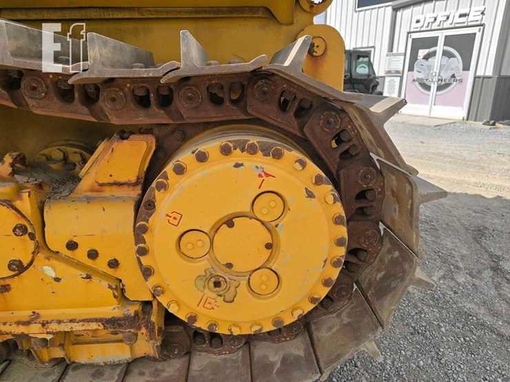2017-caterpillar-d7e-image-26
