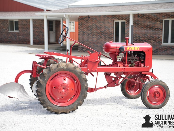run-#119---1948-avery-v-2wd-tractor-image-8