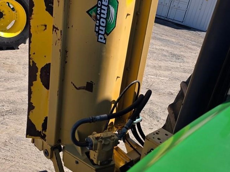2019-john-deere-5100e-image-44