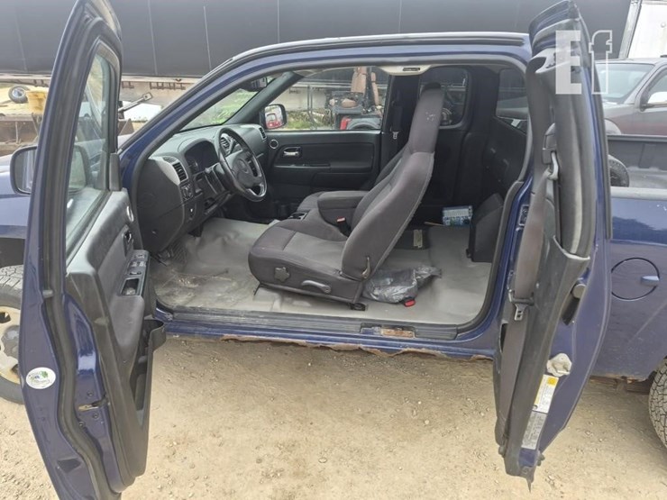 2012-chevrolet-colorado-image-12