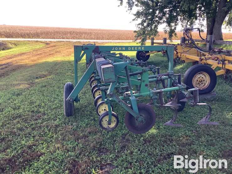 john-deere-er014-rear-mount-cultivator-image-5
