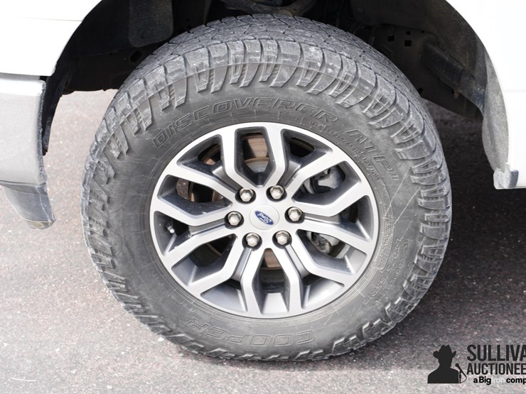 run-#137---2021-ford-f150-supercrew-xlt-pickup-image-16