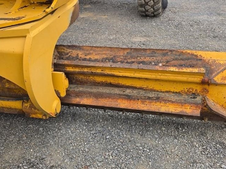 1999-deere-772ch-image-36