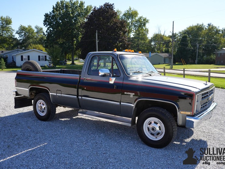 run-#142---1985-chevrolet-silverado-k20-pickup-image-3
