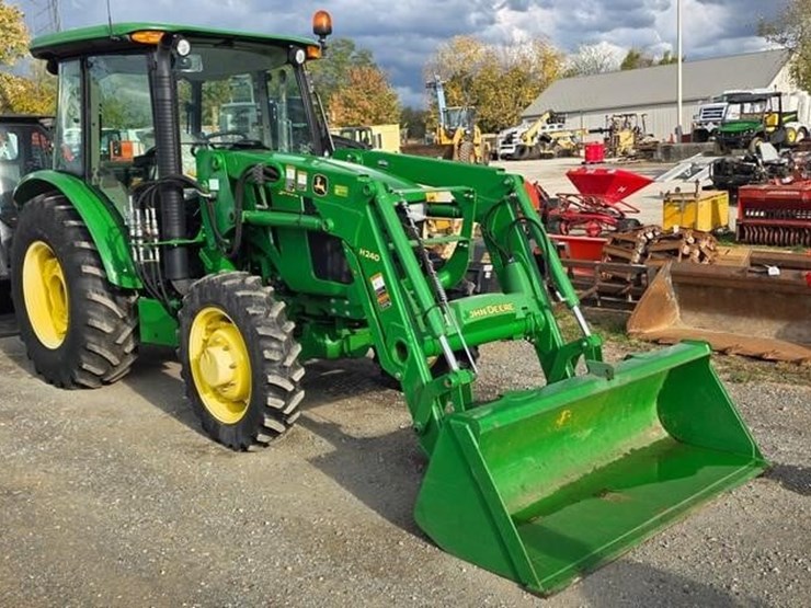 2016-john-deere-5065e-image-2