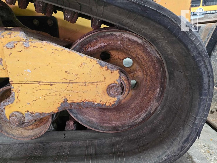 2018-caterpillar-299d2-image-30