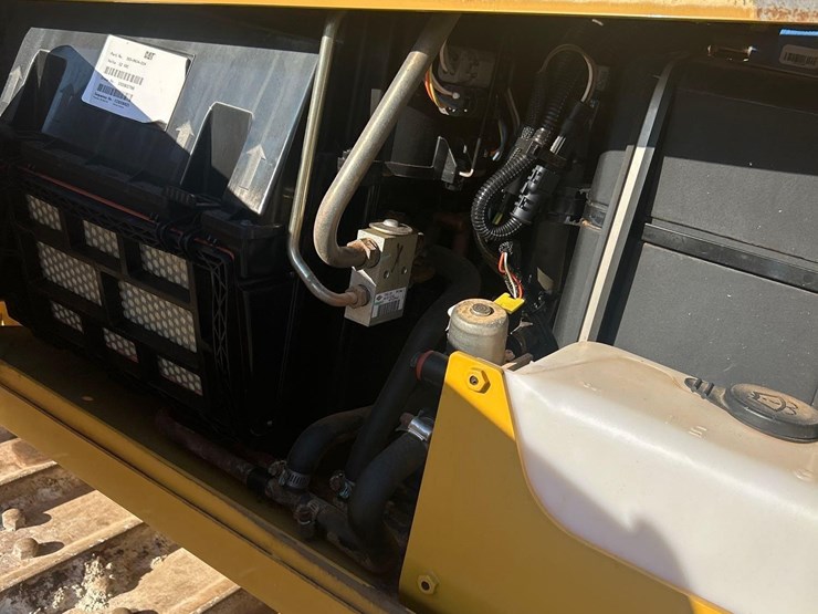 2018-caterpillar-d5k2-xl-image-19
