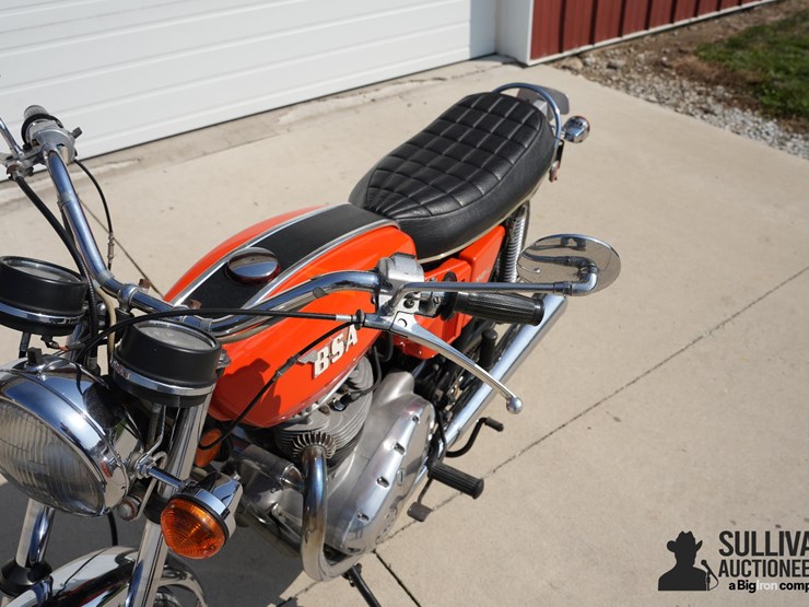 run-#152---1972-bsa-650-motorcycle-image-12