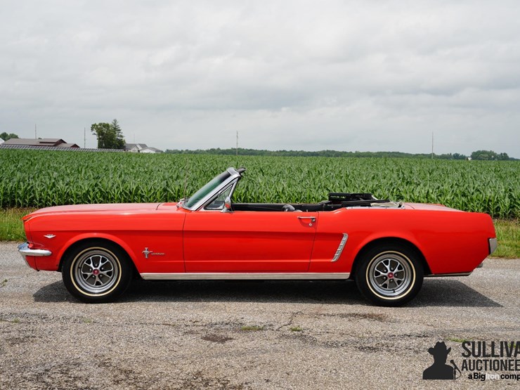 run-#51---1965-ford-mustang-convertible-image-8