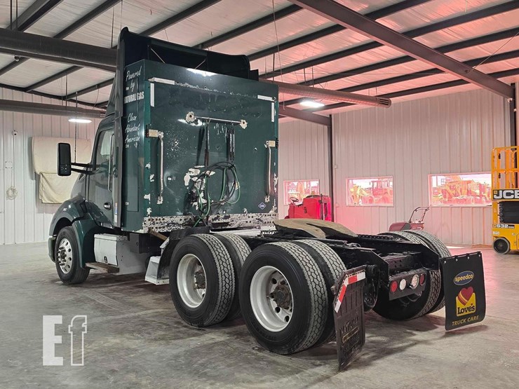2017-kenworth-t680-image-4