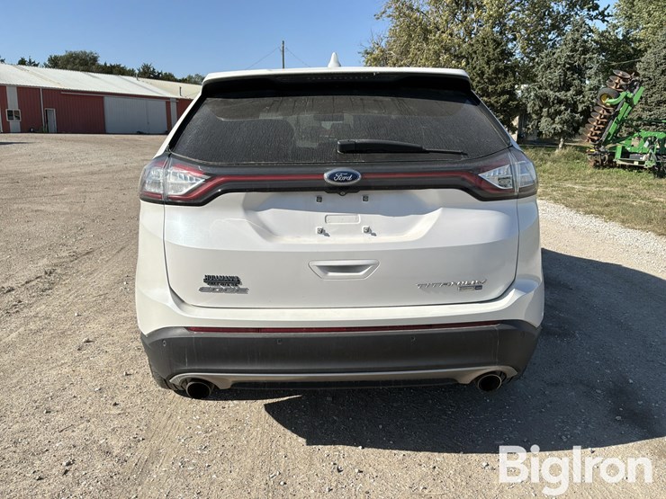 2017-ford-edge-titanium-awd-suv-image-6