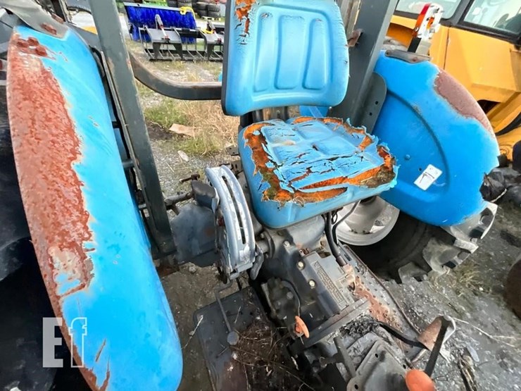 new-holland-3930-image-29