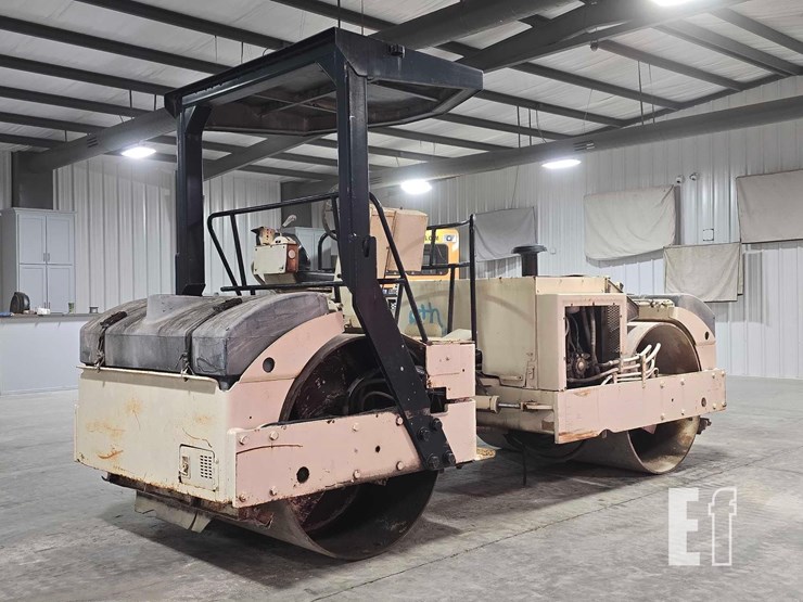 ingersoll-rand-tandem-vibratory-asphalt-compactor-3613-image-3