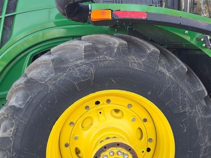2019-john-deere-9520r-image-51