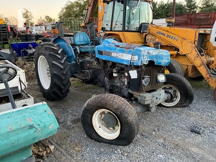 new-holland-3930-image-1