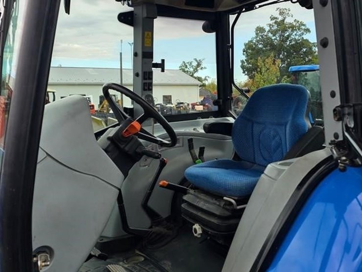 new-holland-t5040-image-51
