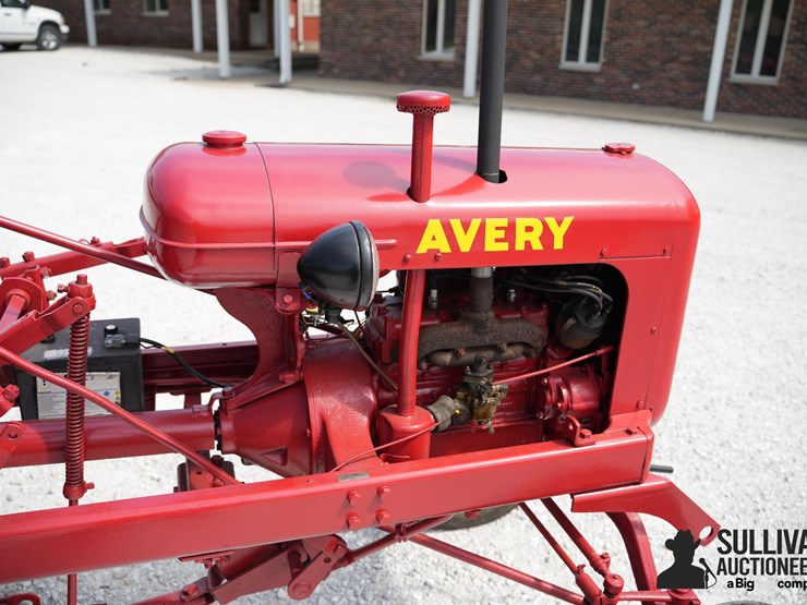 run-#119---1948-avery-v-2wd-tractor-image-16