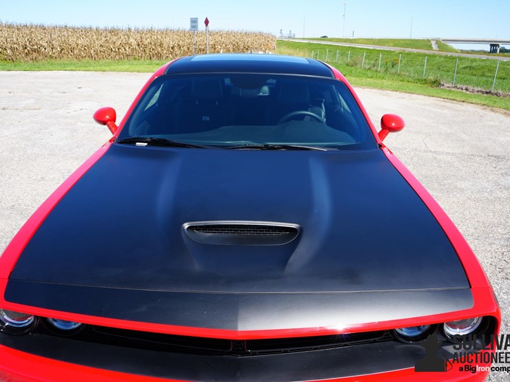 run-#66---2023-dodge-challenger-t/a-392-scat-pack-image-12