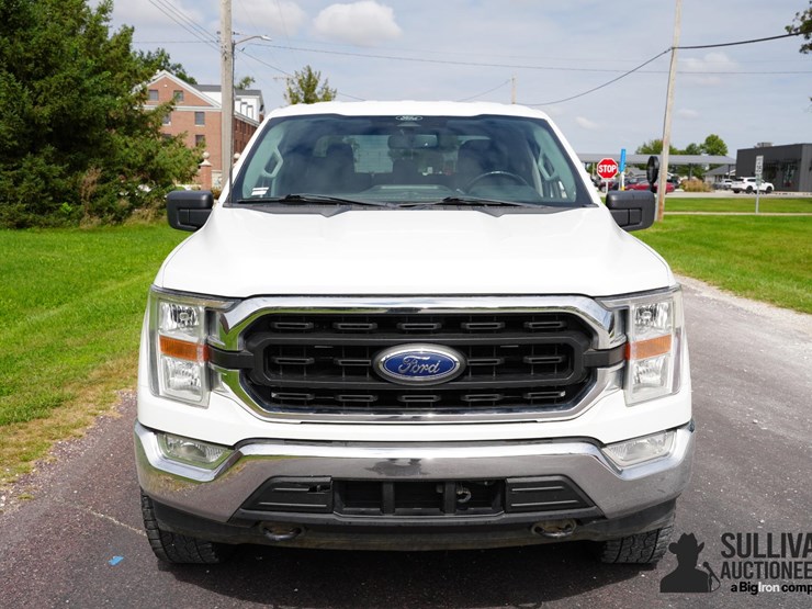 run-#137---2021-ford-f150-supercrew-xlt-pickup-image-2