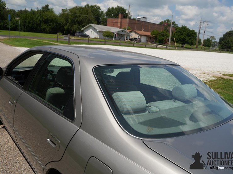 run-#167---1998-toyota-camry-clx-sedan-image-18