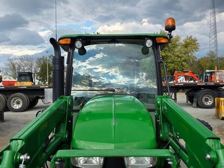 2016-john-deere-5065e-image-39