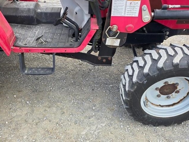 mahindra-1526-image-23